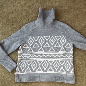 J Crew Gray and White Patterned Turtleneck Sweater